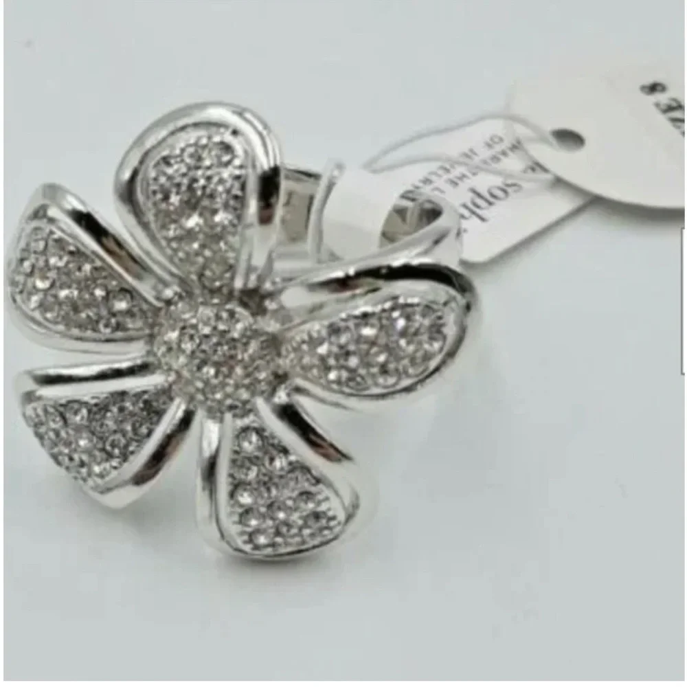 Statement ring - Picture 1 of 10